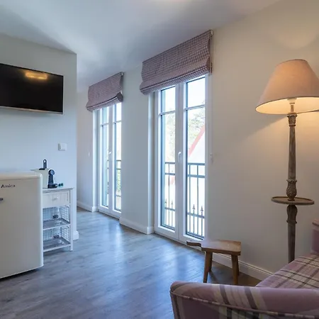 Tweed Hotel 3*